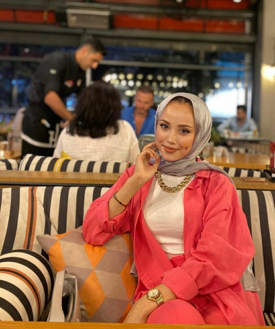 Kırıkkale Eğlenceli Kadın Escort Süheyla